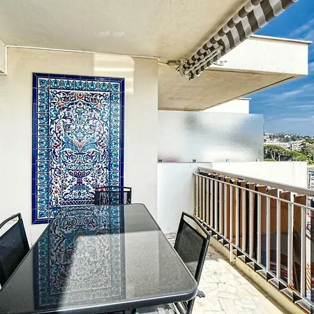Appartamento Palm Beach, Enchanting Sea View And Access *