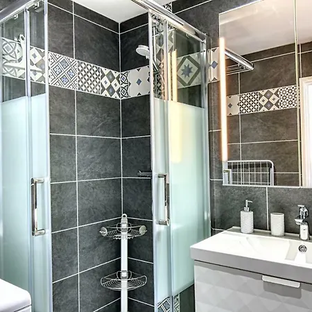 Palm Beach, Enchanting Sea View And Access Appartamento *